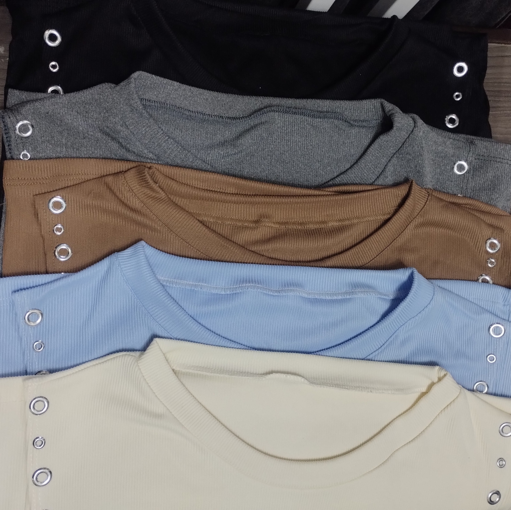 Muculosa con Tachas - Imagen 3