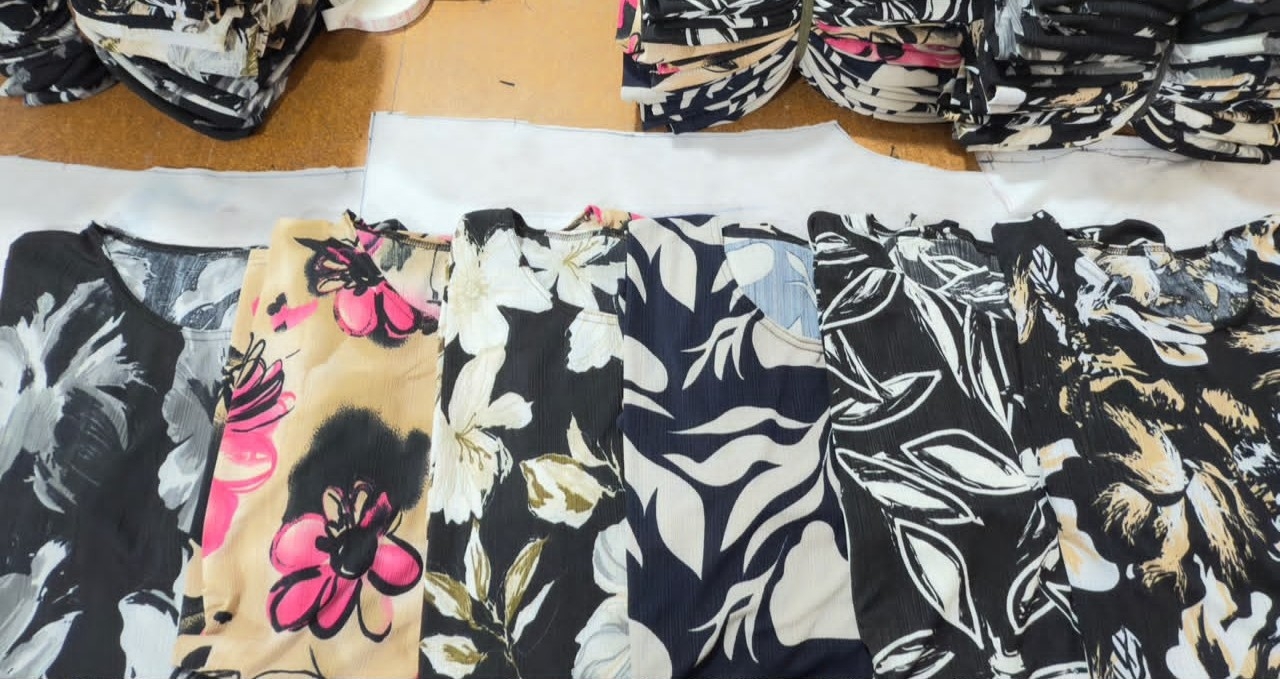Remeras ,blusa de Seda Slinky Elastizadas 7 al 10 - Imagen 2