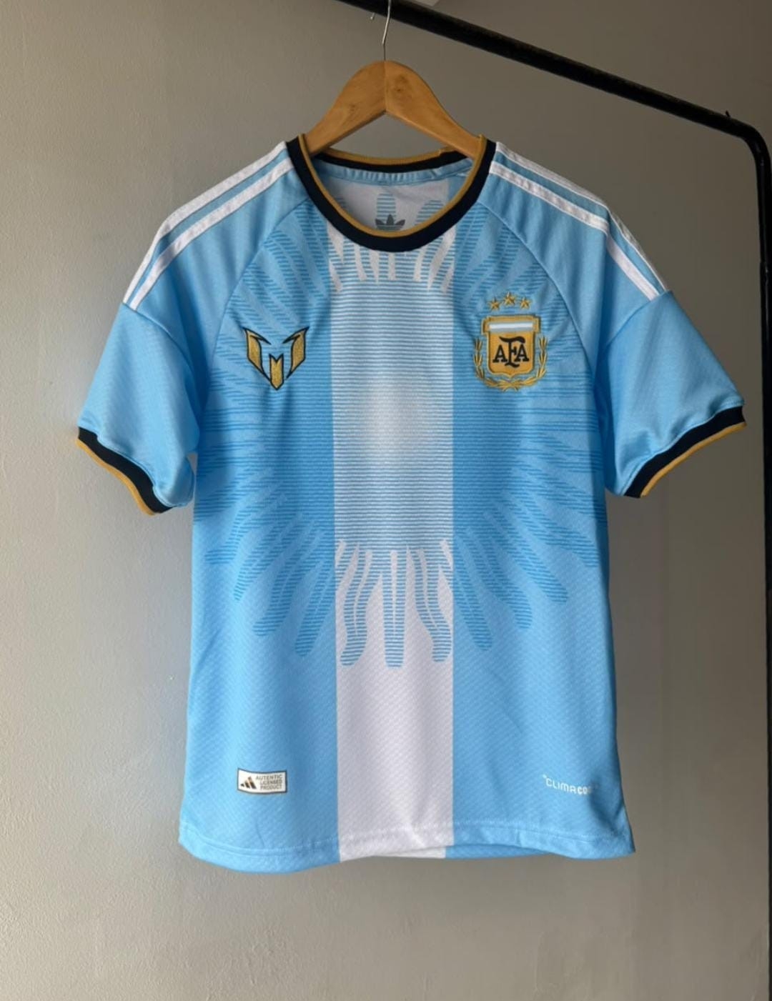 Camiseta Messi Ultimo Logos Bordados - Imagen 2