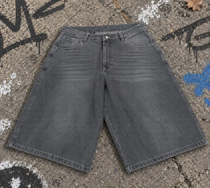 Bermuda Baggy Gris con Bordado