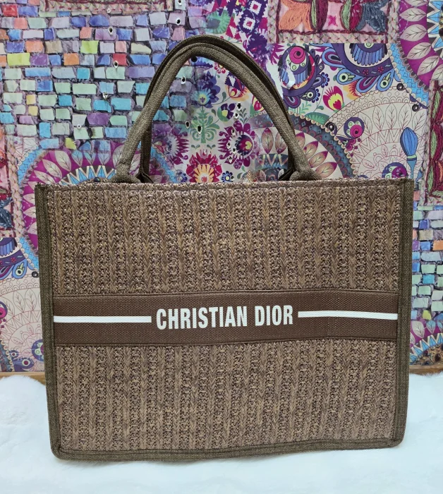 Nuevo Ingreso de Hermoso Bolso  de Tela Rigida Tipo Playero Excelente Calidad