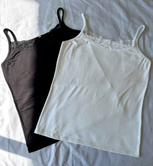 Musculosas con Puntilla