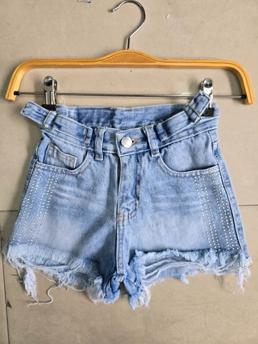 Short Tiro Medio Nena
