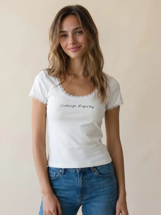 #134 Remera Sunshine con Puntilla al Tono