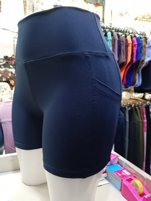 Semi Biker con Bolsillos Laterales