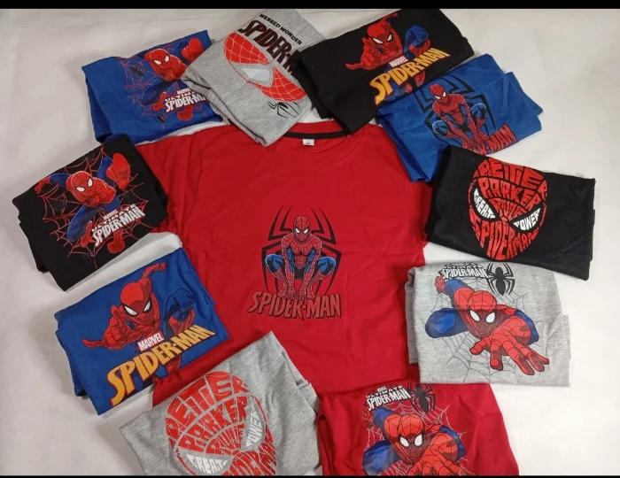 Remera Personajes Hombre Araña