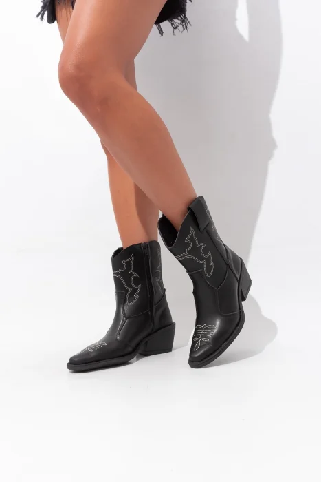 Bota Texana Caña Baja con Bordado Tendencia
