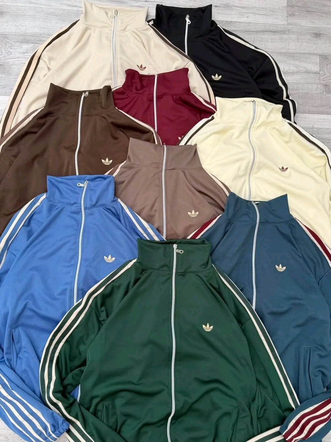 Conjunto Adi - Imagen 5