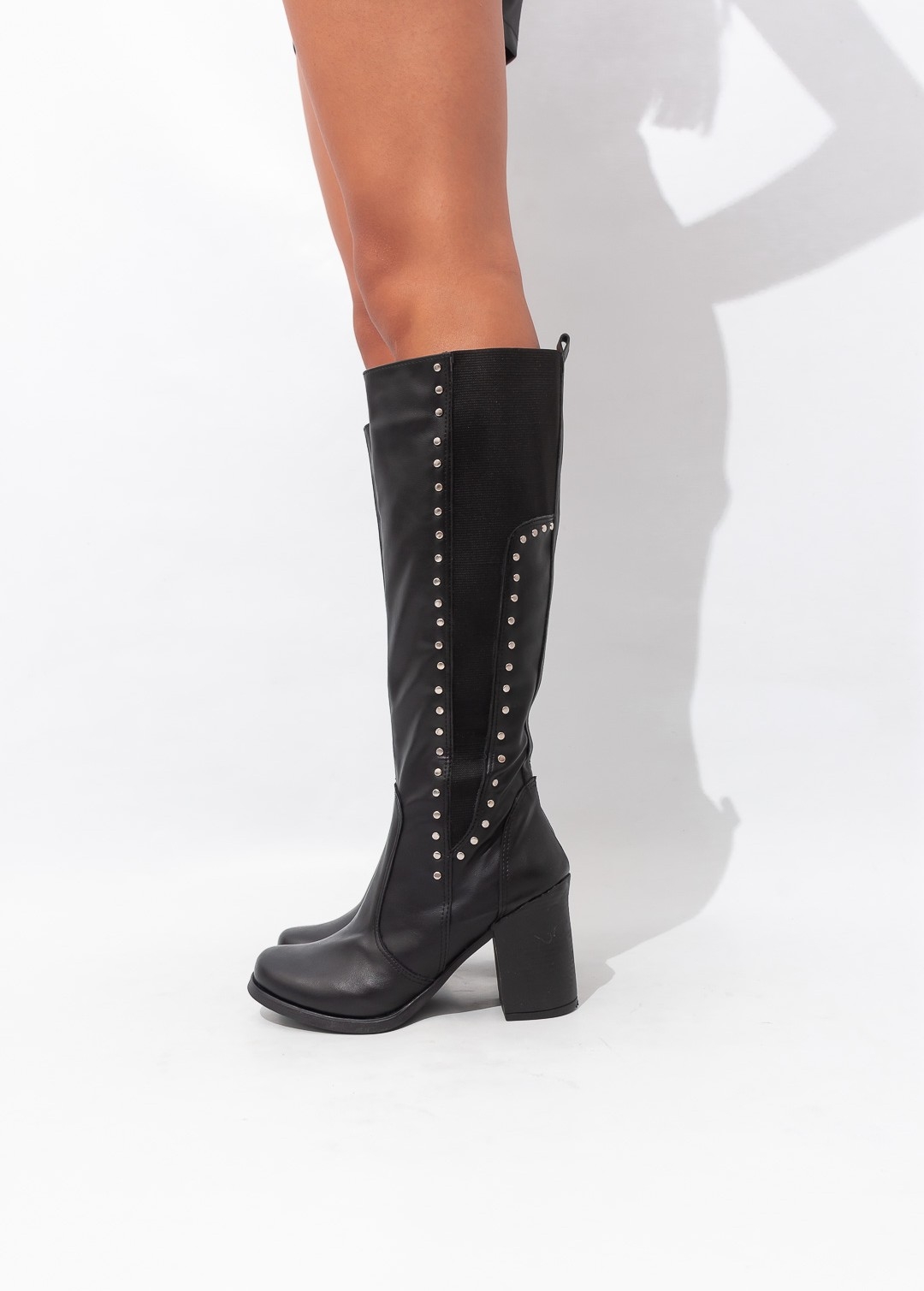 Bota Caña Alta Bucanera con Elástico y Tachas Nardin - Imagen 3