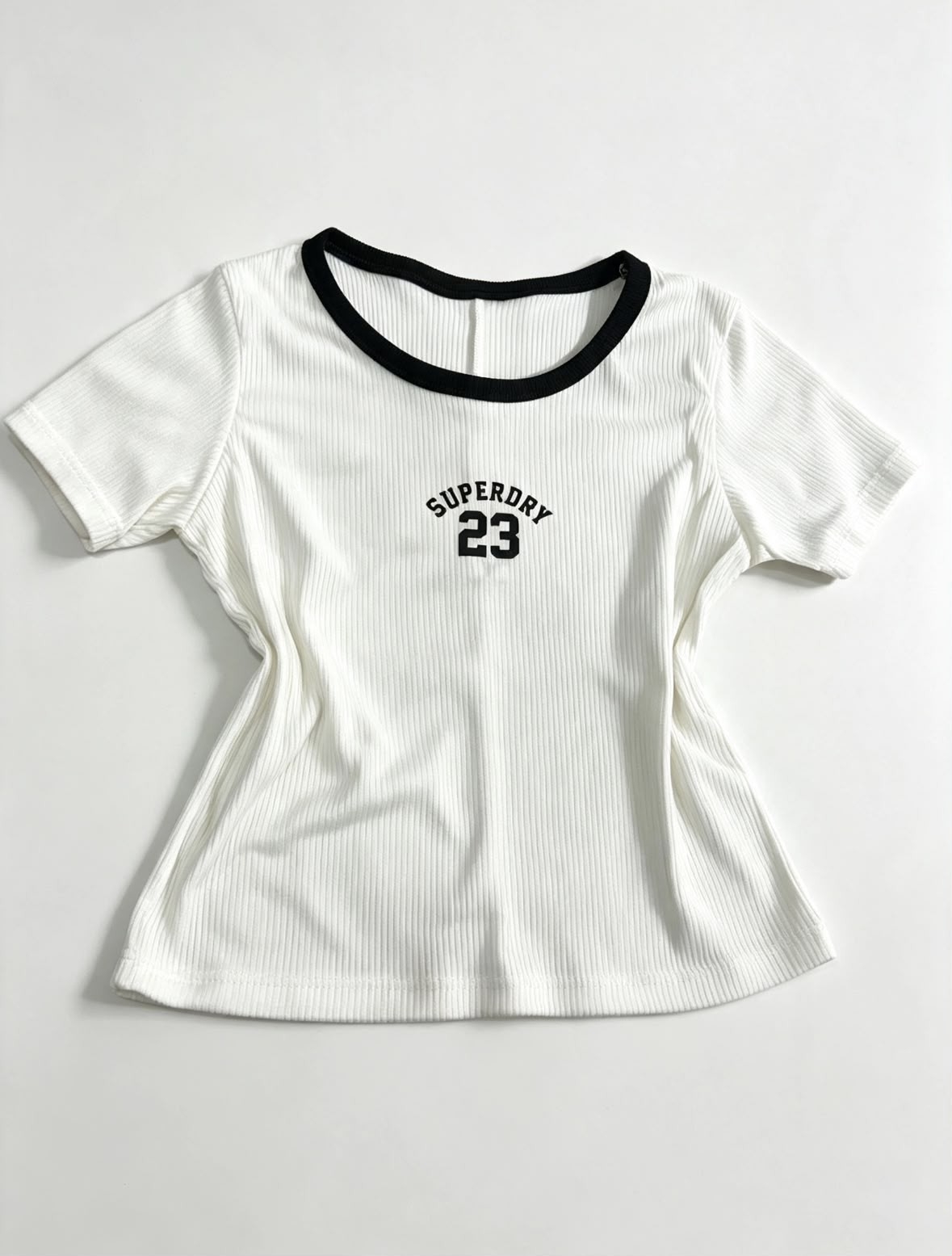 Remeras Cuello Blanco - Imagen 2