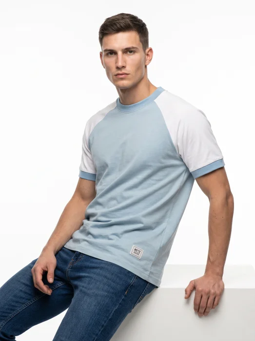 Art 243 - Remera Mangas Ranglan Combinada