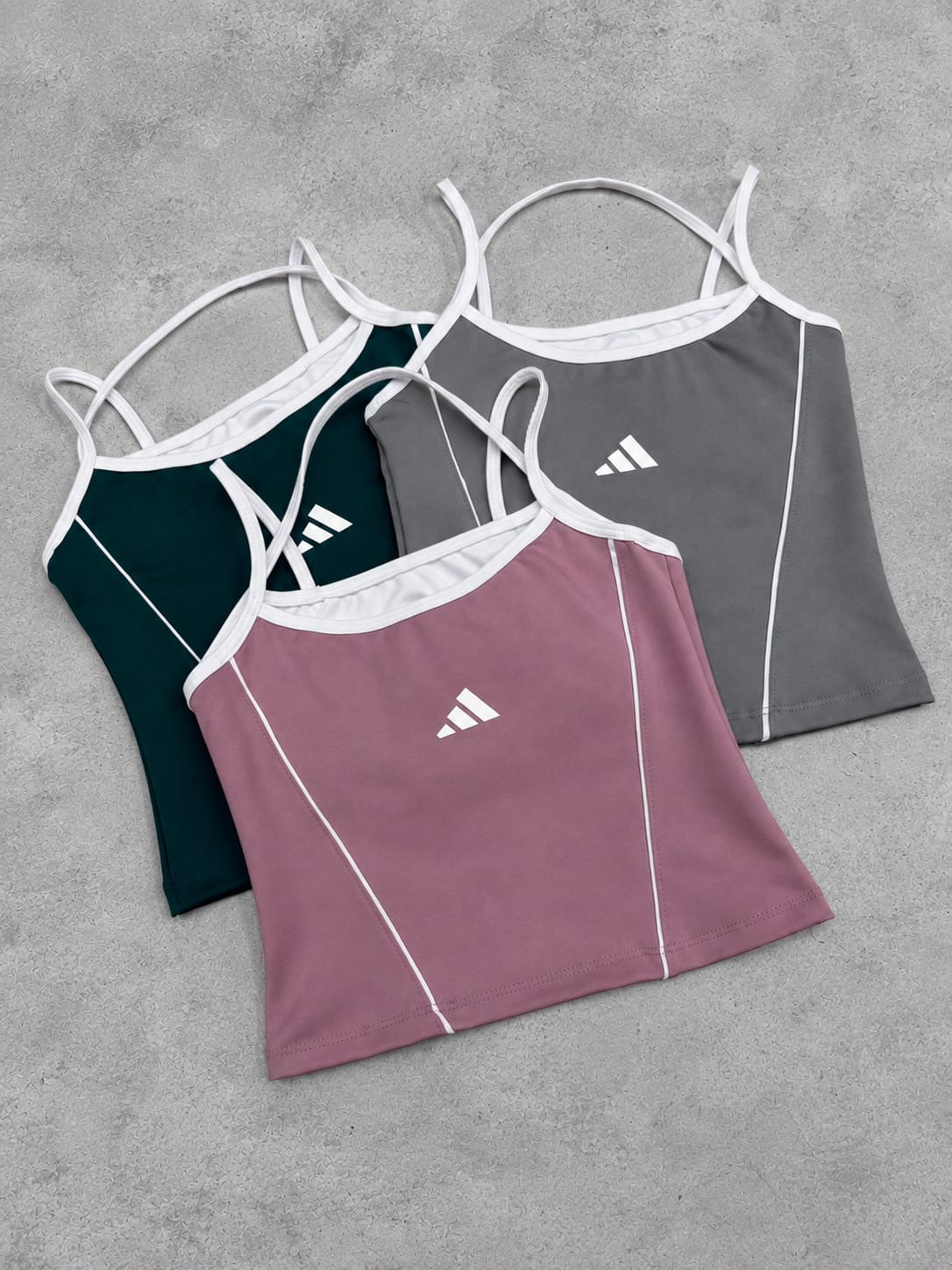 Top Musculosa en Tendencia Adi - fc821424-a213-42a4-abcd-23716db1d73a.jpeg