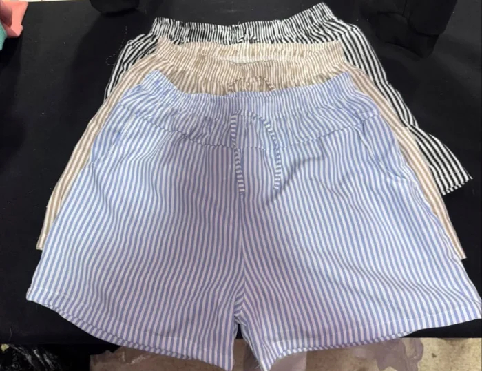 Short Rayado