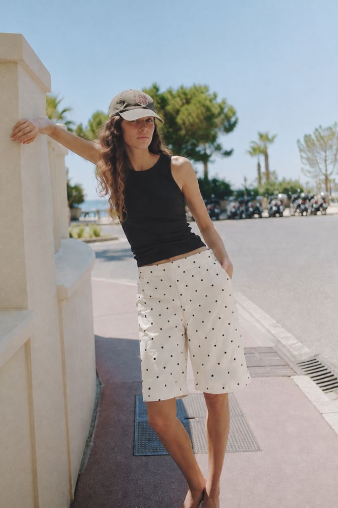 Bermuda Dots - WhatsApp%20Image%202026-09-29%20at%203.09.39%20PM.jpeg