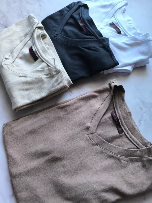Remera Algodón Escote en V