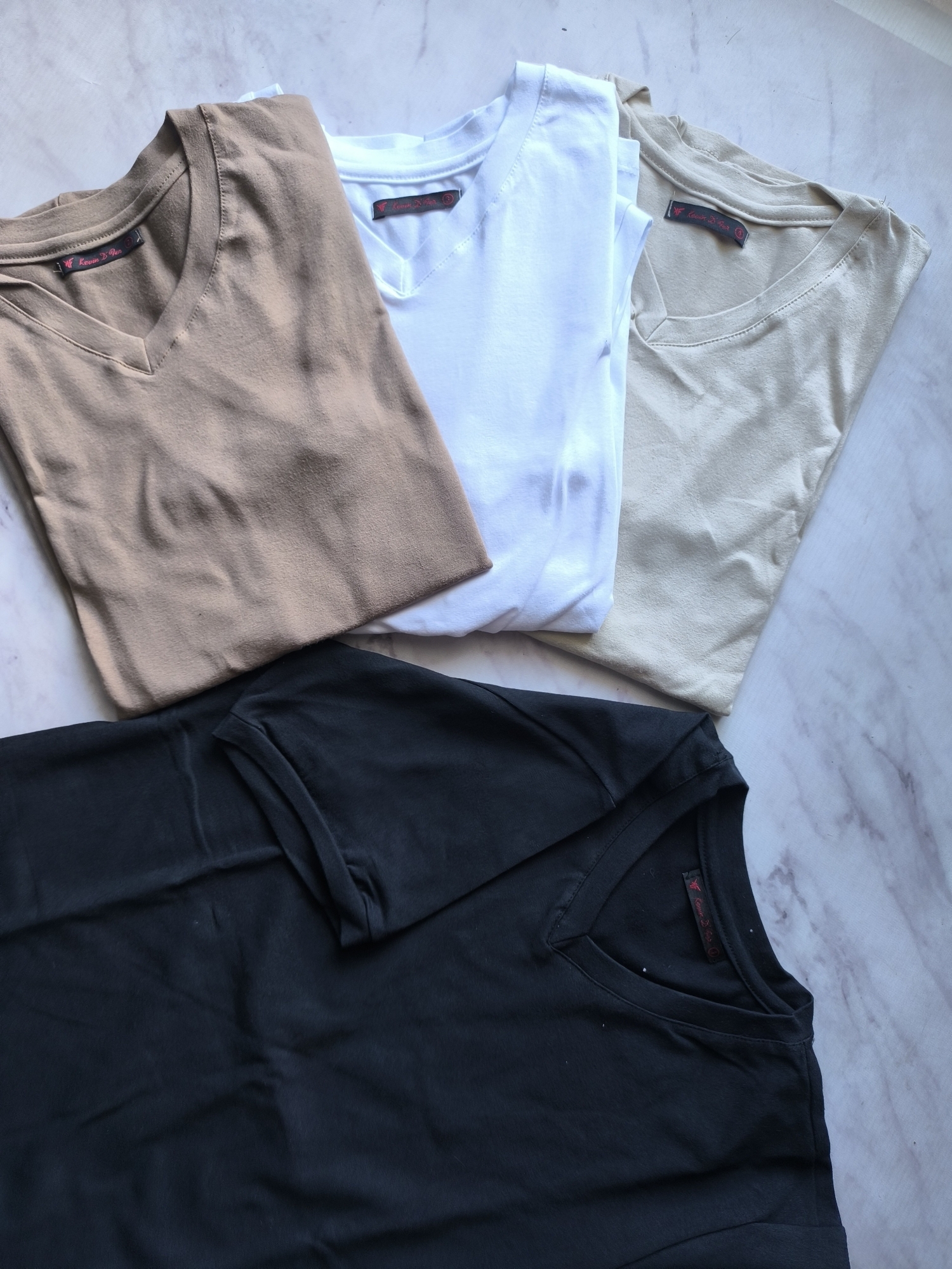 Remera Escote en V Premium - Imagen 8