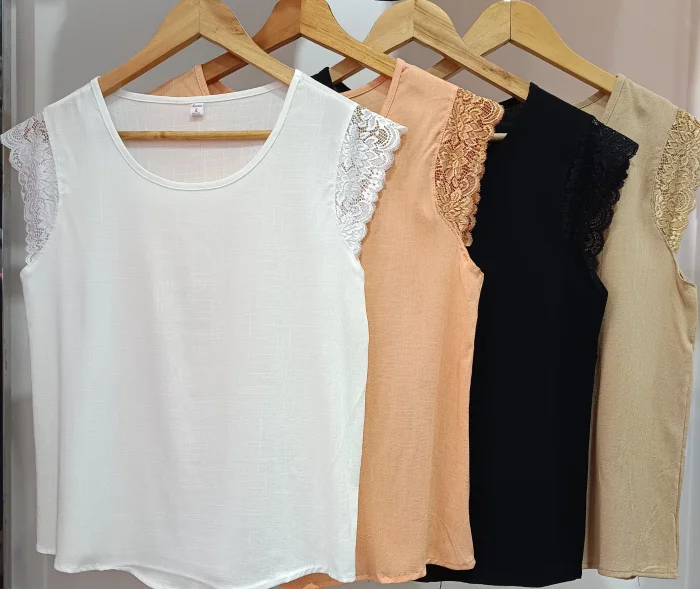 Musculosa con Encaje