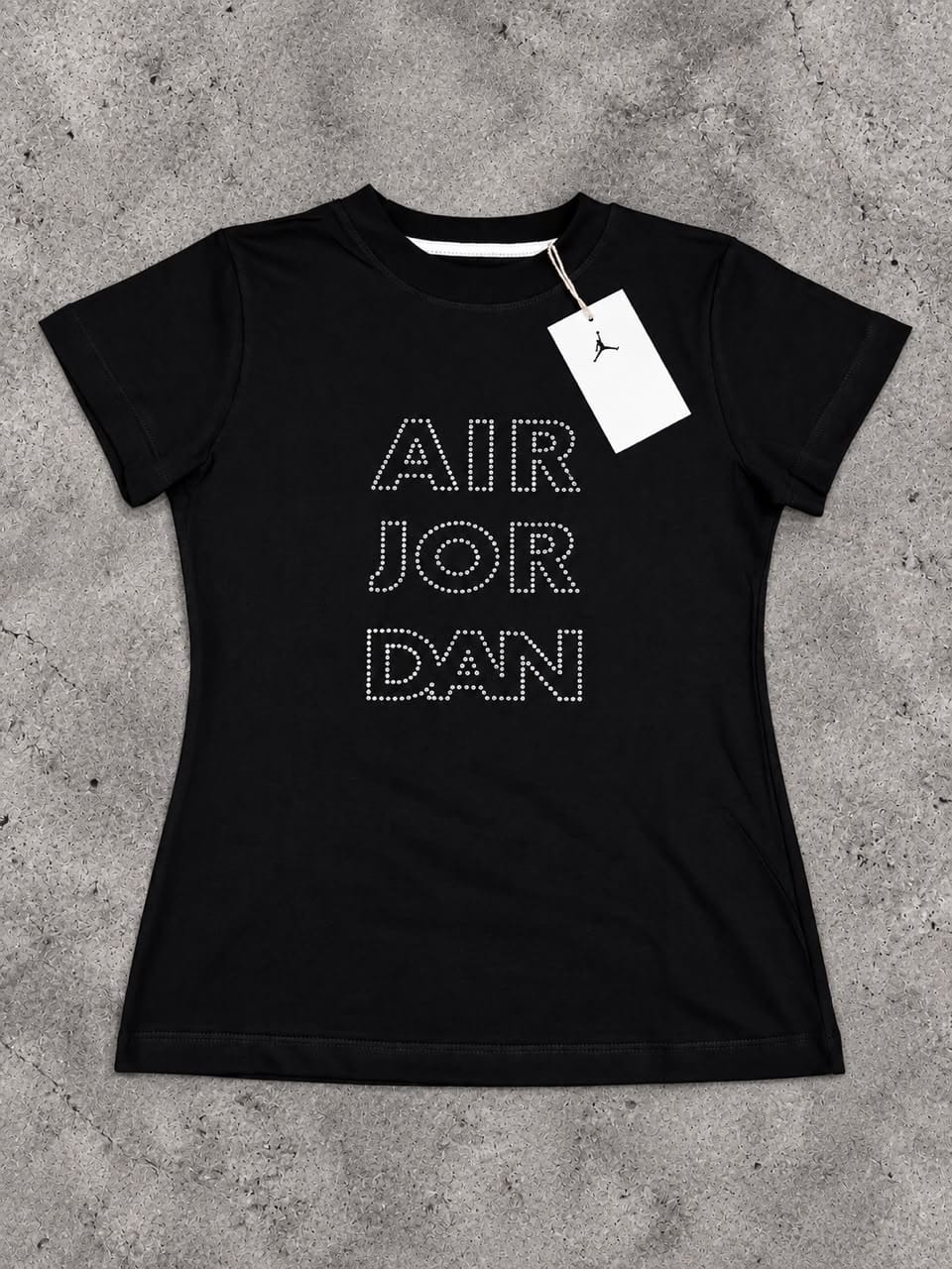 Baby Tee Jordan con Strass - WhatsApp%20Image%202026-09-22%20at%2019.43.15.jpeg