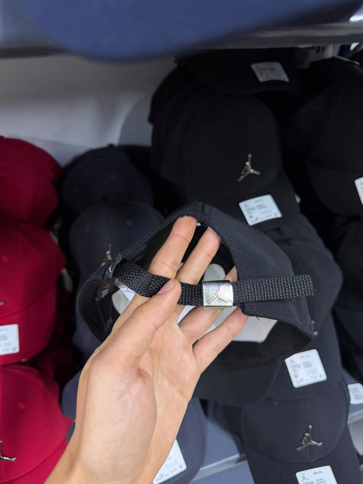 Gorra Jordan Chapita Importada - WhatsApp%20Image%202026-09-29%20at%2021.51.23%20(1).jpeg