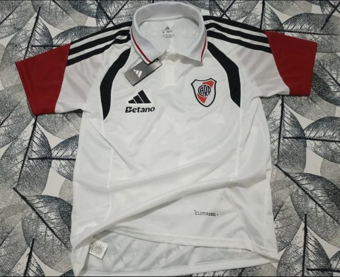 Chomba River W15 Logos Bordados