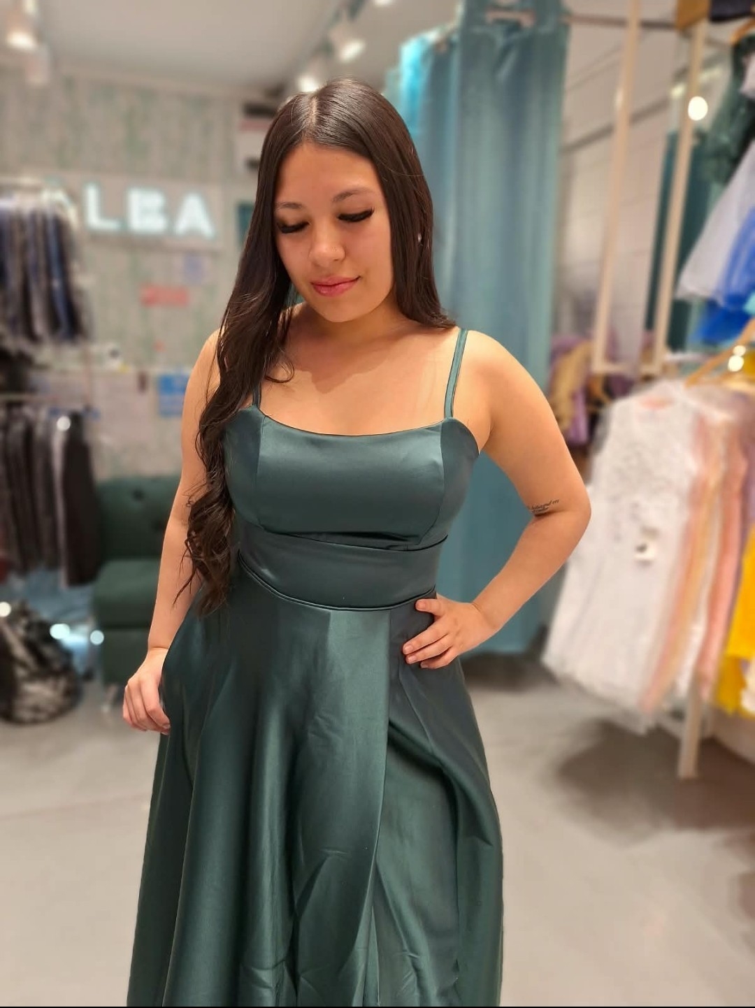 Vestido Importado de Fiests Liso - Imagen 3