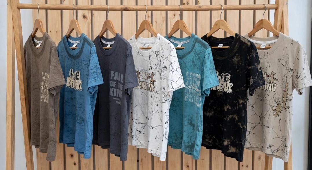 Remera Over Batik, Doble Estampado - Imagen 6