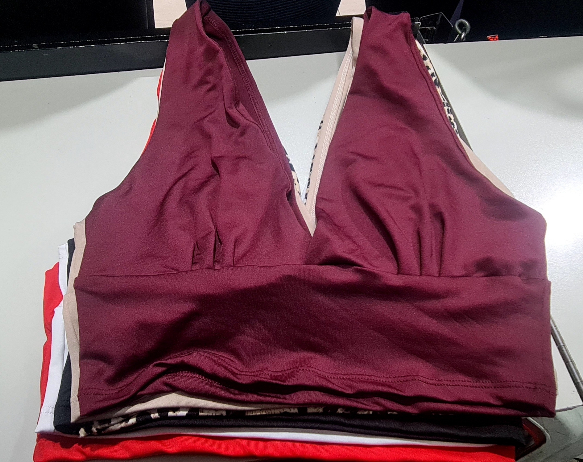 Crop Top V - Imagen 4