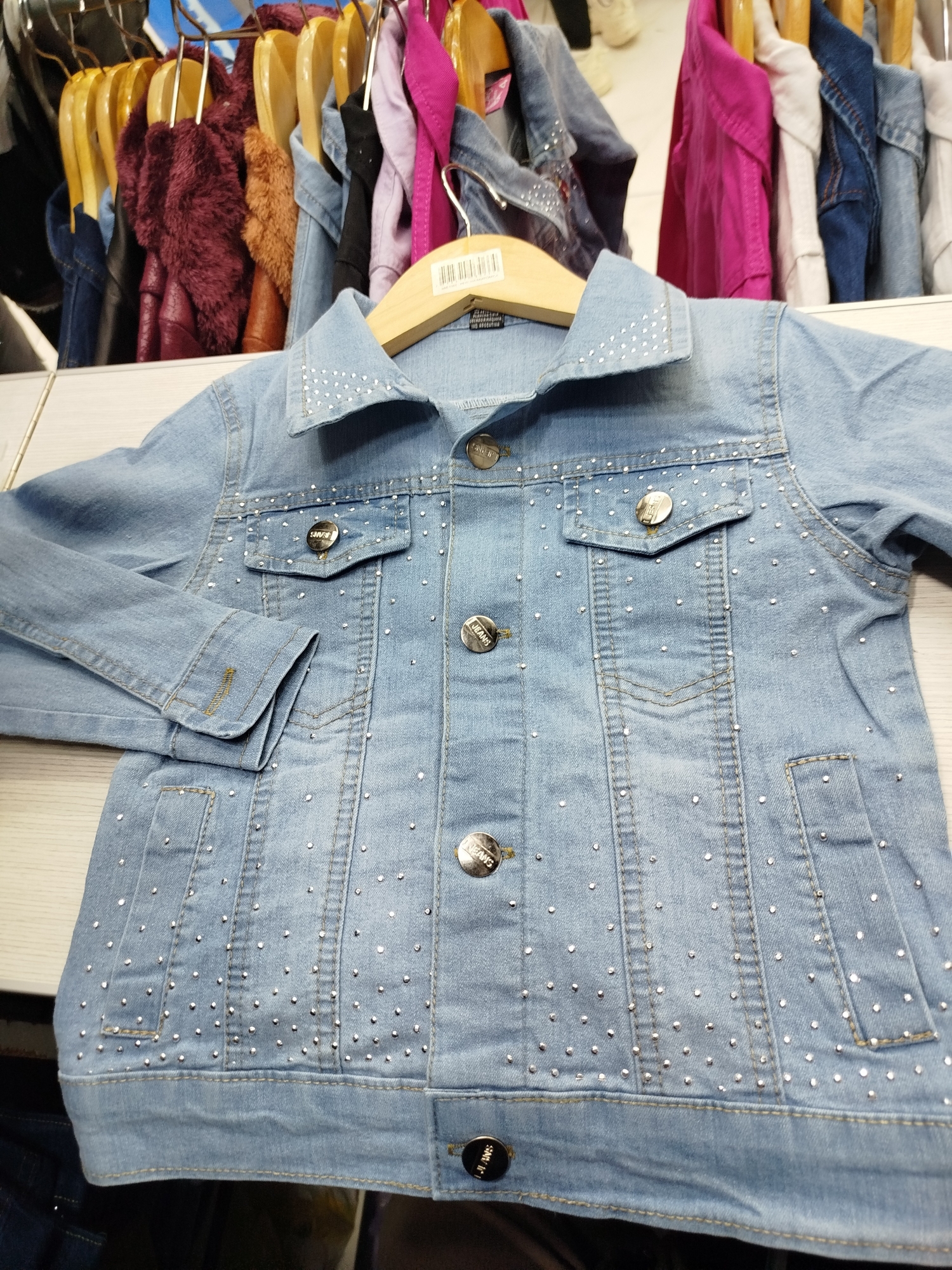Camperas Jeans Clásicas con Brillos de Nenas - Imagen 2