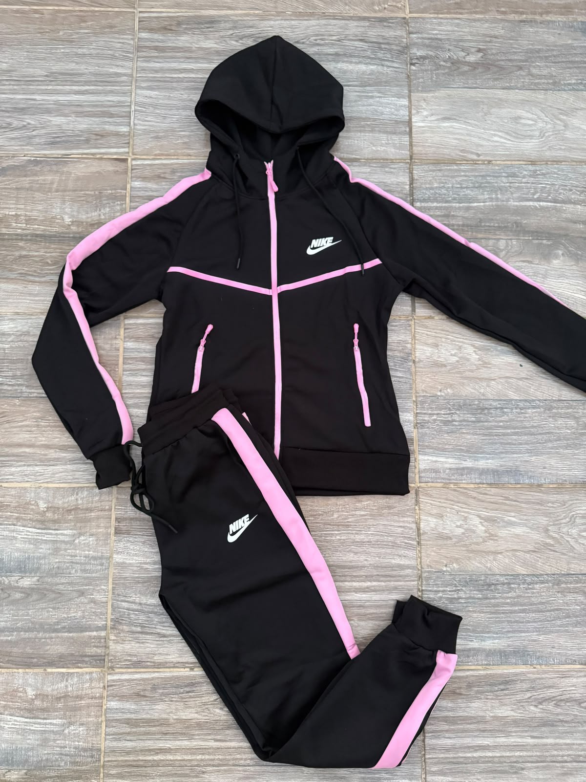 Conjunto Deportivo Dama - Imagen 3