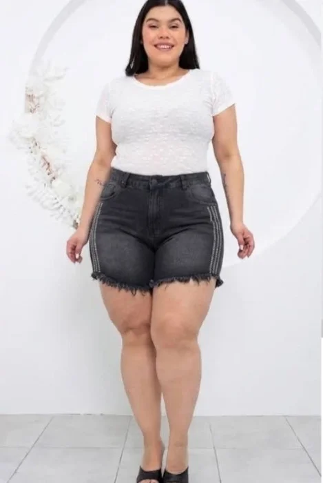 Short Mon Rígido con Brillo Especial