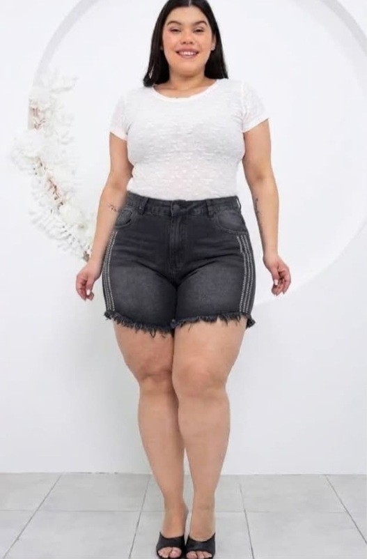 Short Mon Rígido con Brillo Especial - Imagen 2
