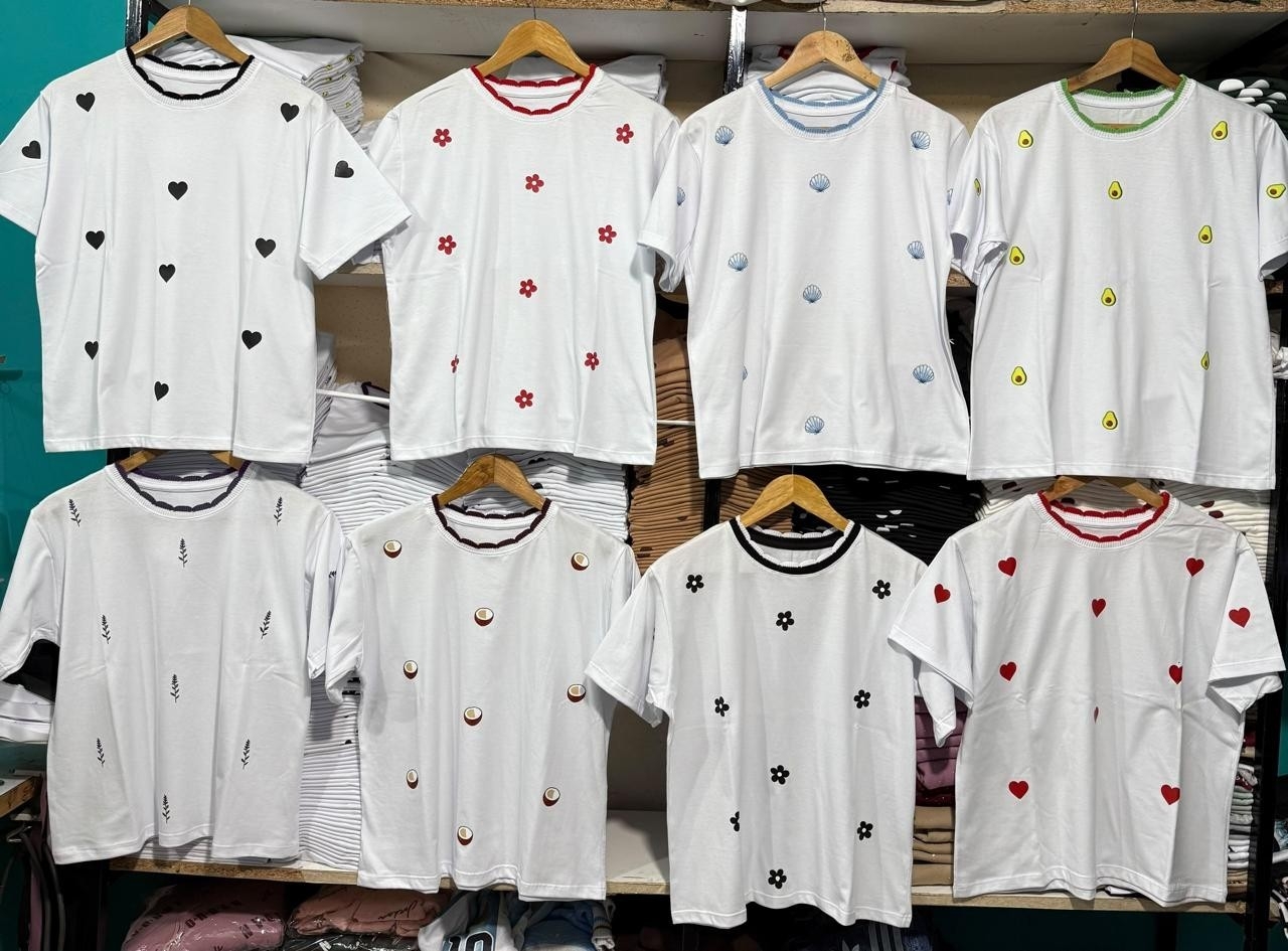 Remera Cuello Tejido (pequeñas Estampas) - Imagen 2