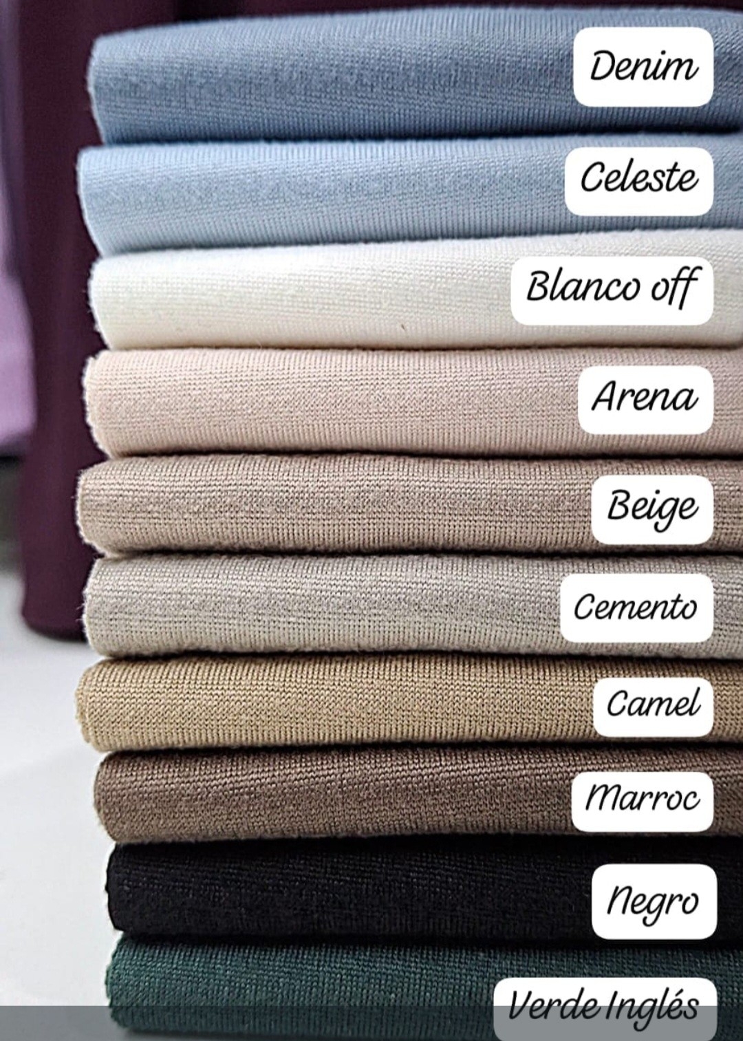 Remera Modal V del 2 al 6 por Curva y Pedido - Imagen 2