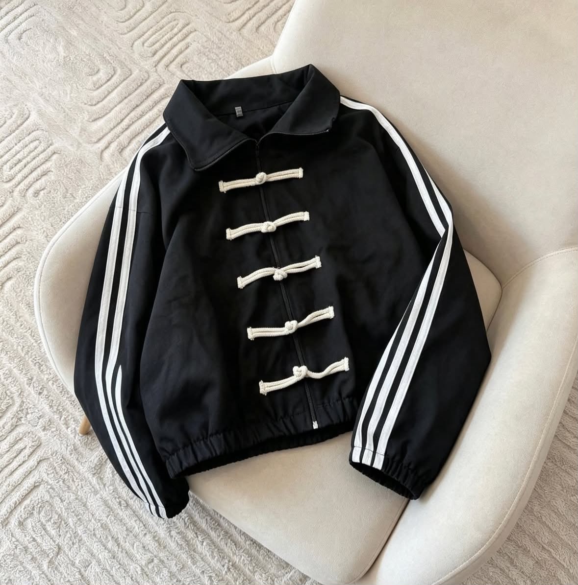 Campera Estilo Asiática Premium - WhatsApp%20Image%202026-09-30%20at%2020.37.53.jpeg
