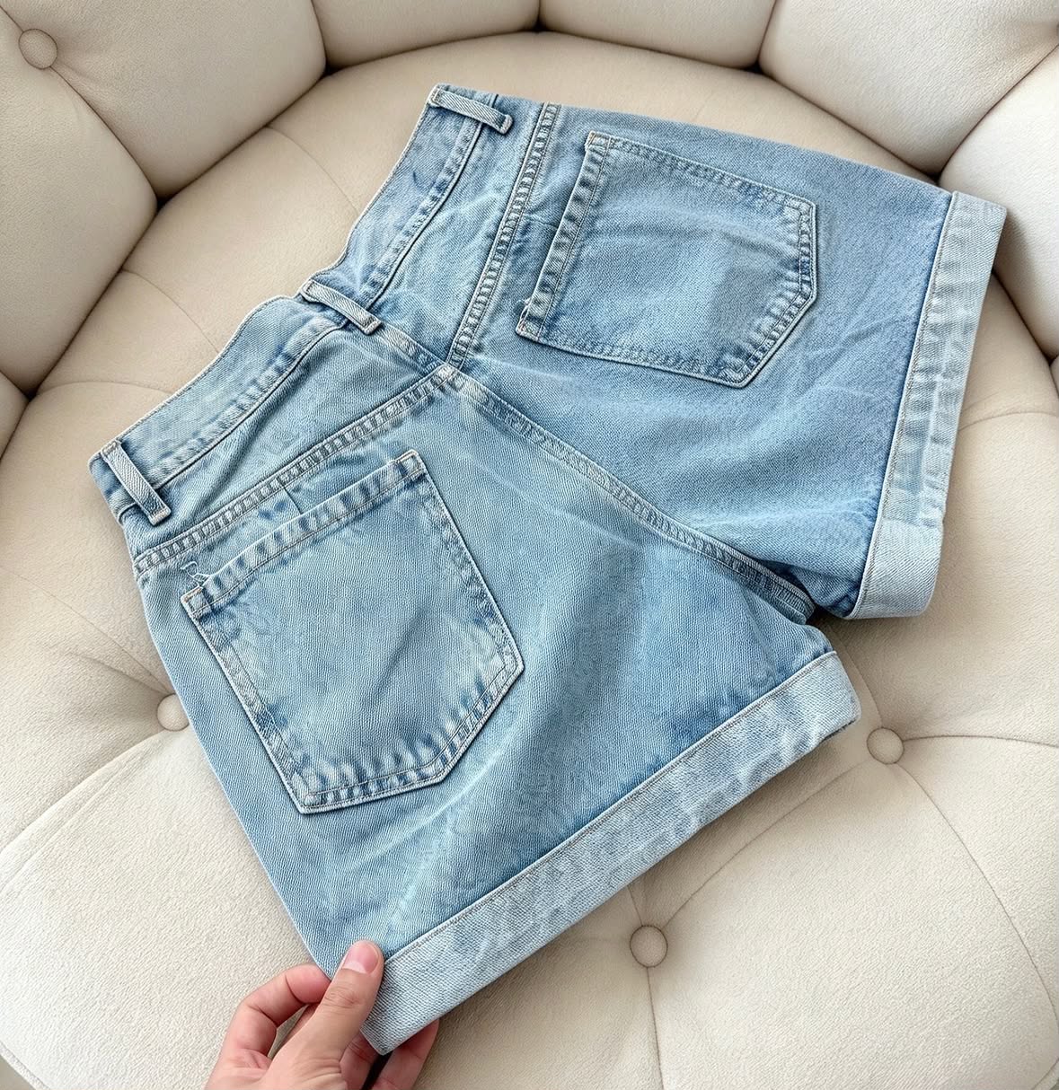 Short de Jeans Clasico Premium - WhatsApp%20Image%202026-09-30%20at%2020.24.40.jpeg