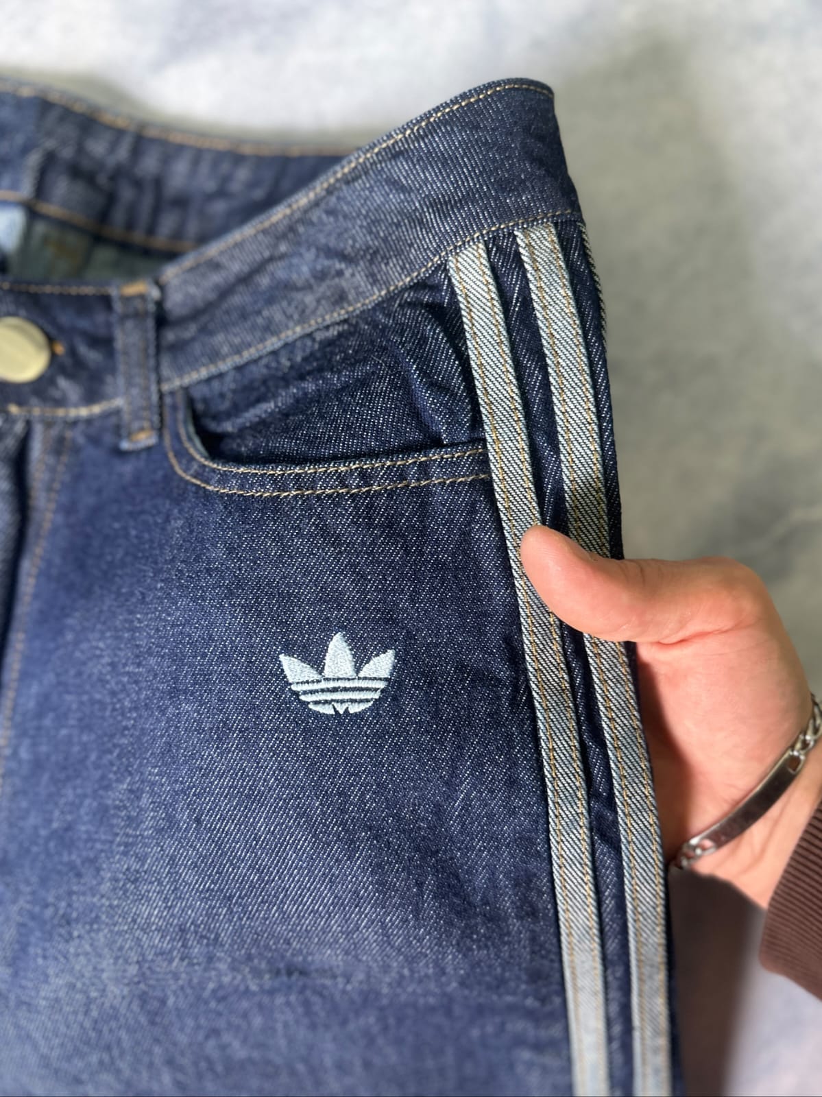 Bermuda Adi de Jeans Importada - WhatsApp%20Image%202026-09-30%20at%2013.43.07%20(1).jpeg