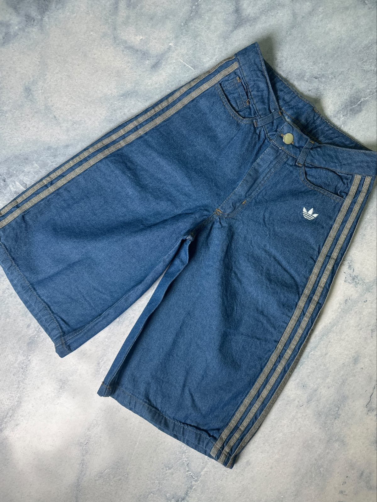 Bermuda Adi de Jeans Importada - WhatsApp%20Image%202026-09-30%20at%2013.43.07.jpeg