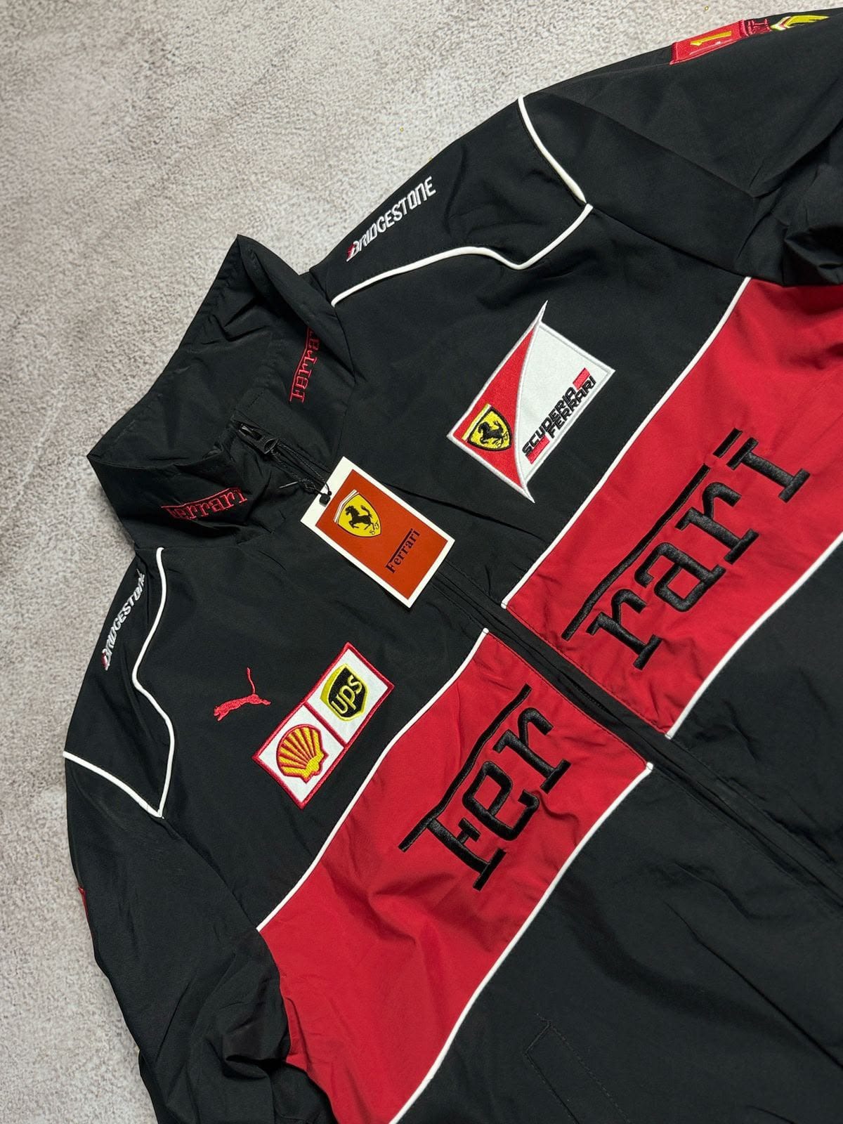 Campera Ferrari Importada - WhatsApp%20Image%202026-09-30%20at%2013.28.27.jpeg