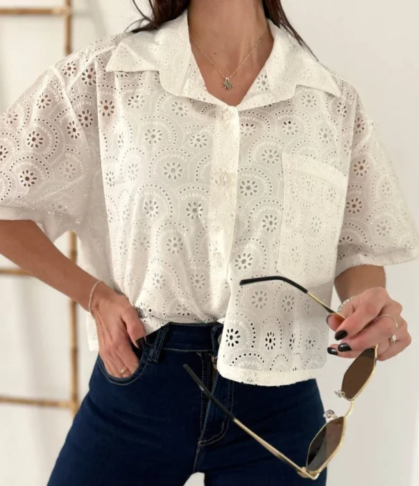 Blusa Efecto Broderi