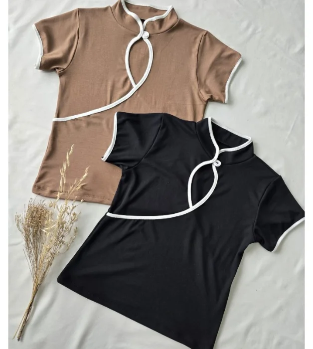 Remera Cuello Mao Combinada
