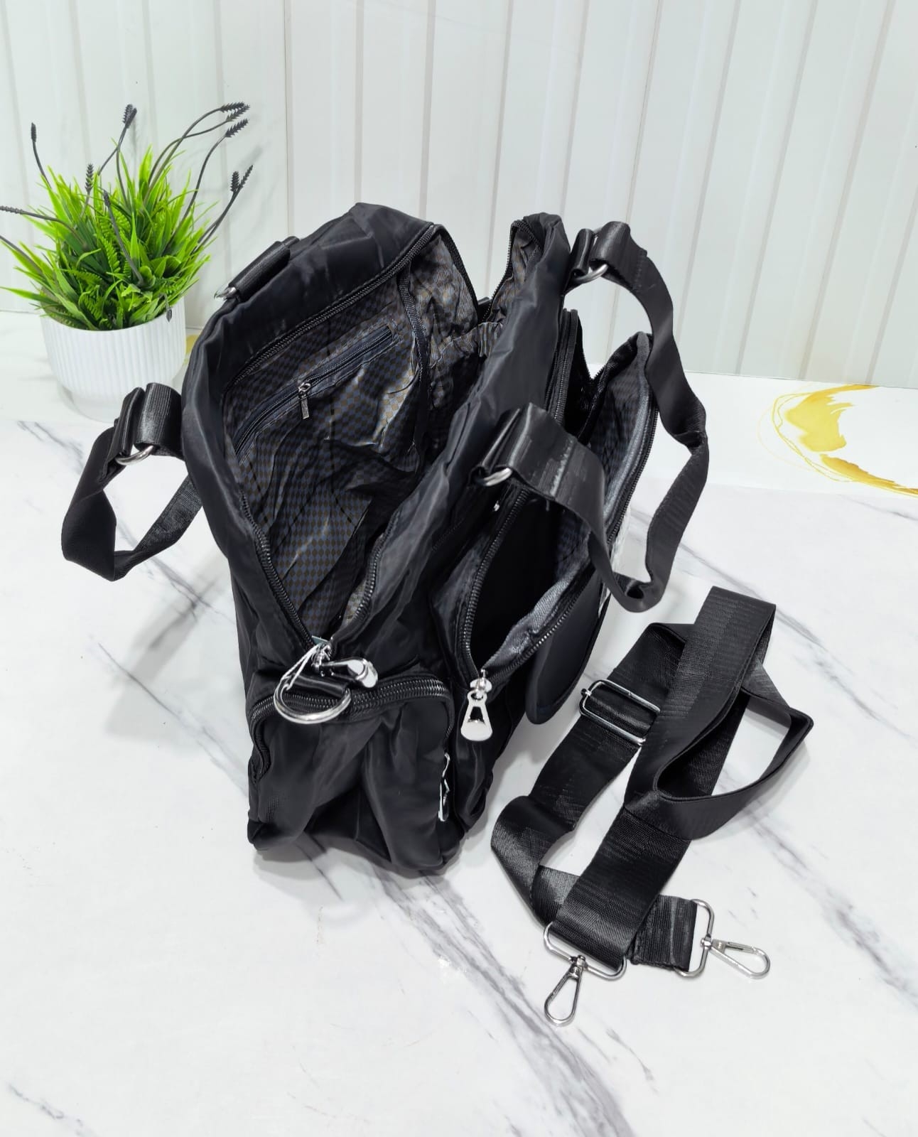 Mochila Morral Bolso* (3 en 1)
Tela Impermeable Excelente Calidad. - Imagen 5