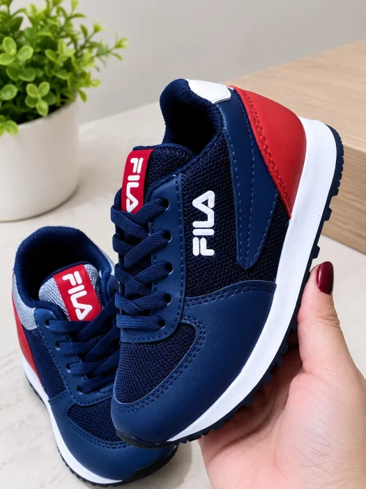 Fila de Niños