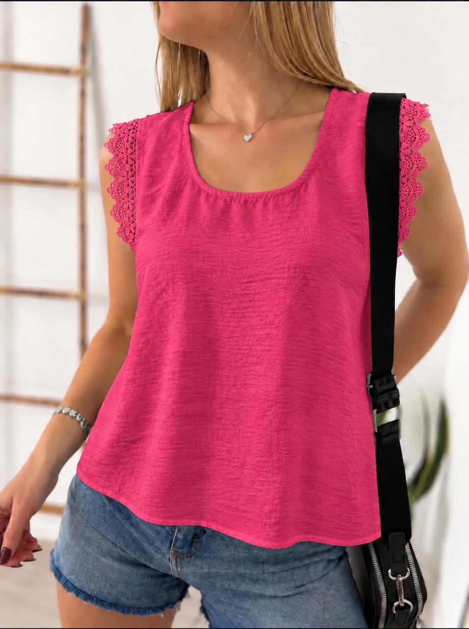 Blusa de Lino - f131779b-6193-40d4-b603-97c060589334.jpeg