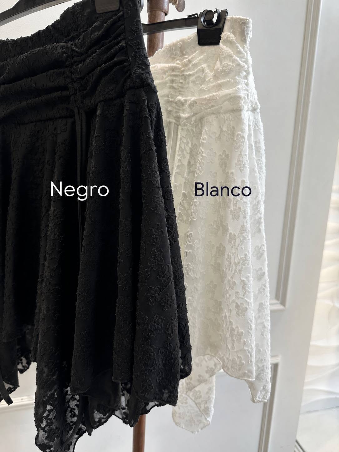 Mini Pico con Short -frunce - 821523391_2473956736428375_5768626159864243895_n.jpg