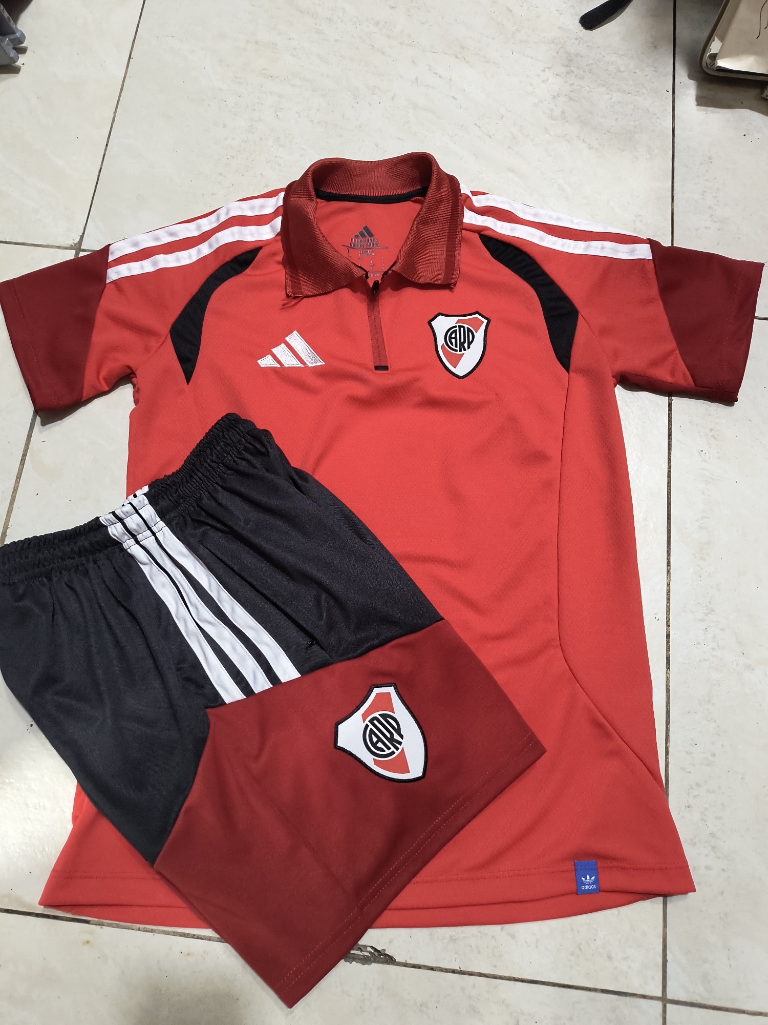 Conjuntos Deportivos Logos Bordados W18 - Imagen 2
