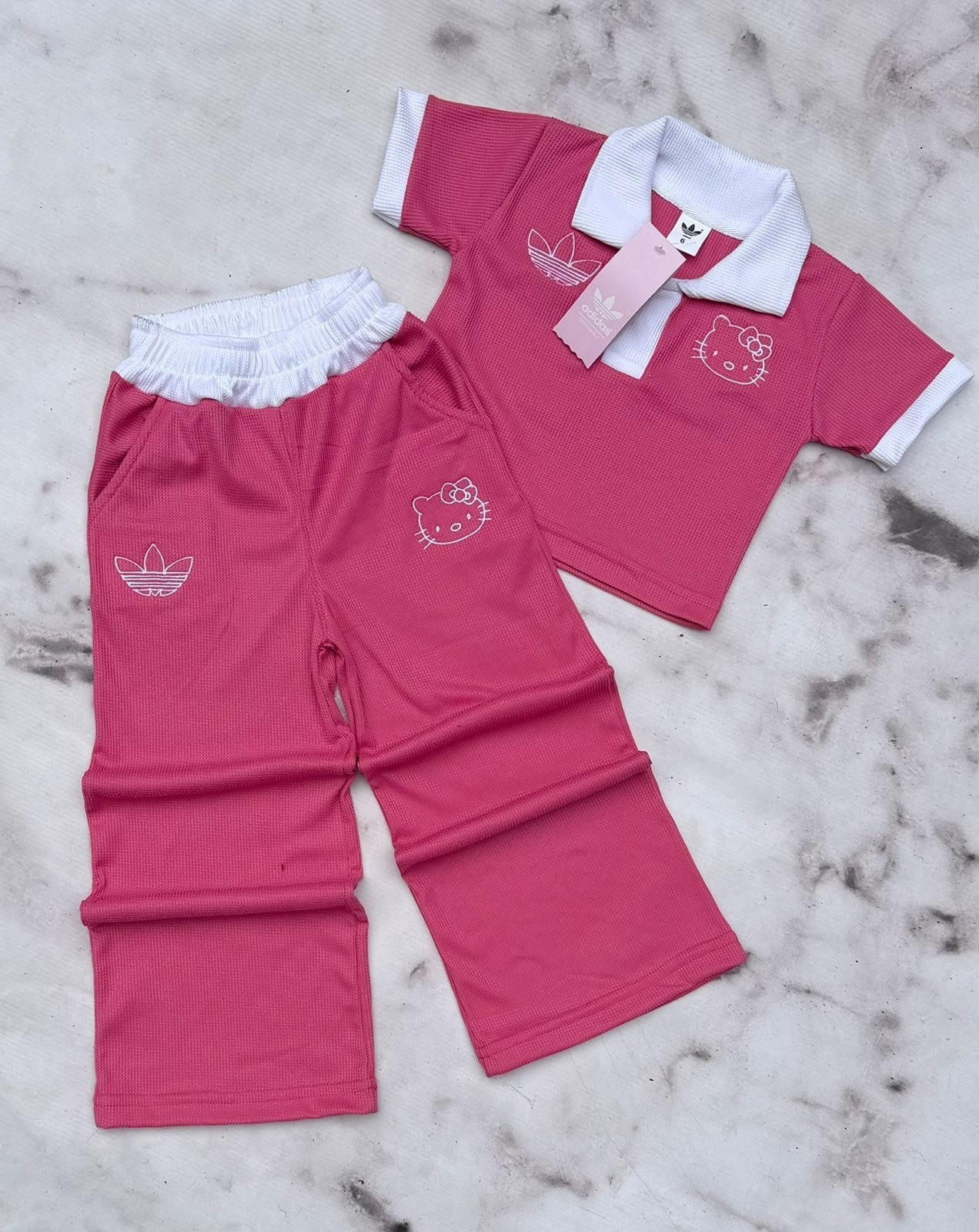 Conjunto Kitty Adi - Imagen 3