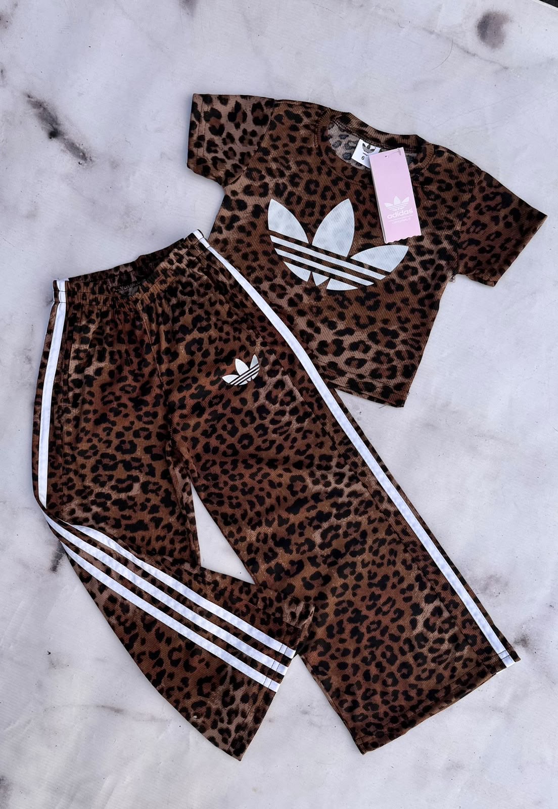 Conjunto Print Nena Modelo Renata Morley - 281e97c2-3bba-4e2b-92f4-df45475299e2.jpeg