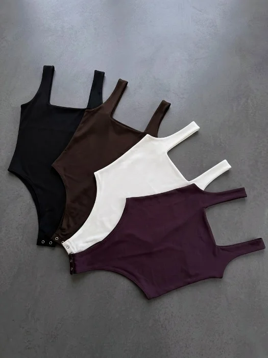 Body Musculosa Escote Cuadrado Microfibra