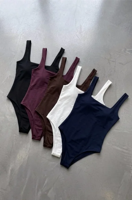Body Musculosa Escote Cuadrado Microfibra