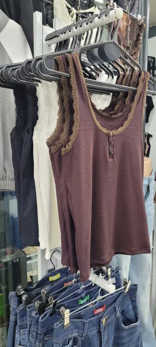 Musculosa  con Puntilla